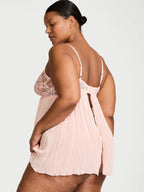 Ensemble nuisette plissée en dentelle Dare to Dream